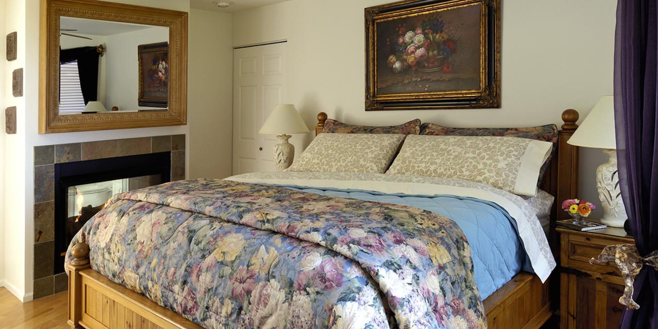 Colette'S Bed & Breakfast Port Angeles Exterior photo